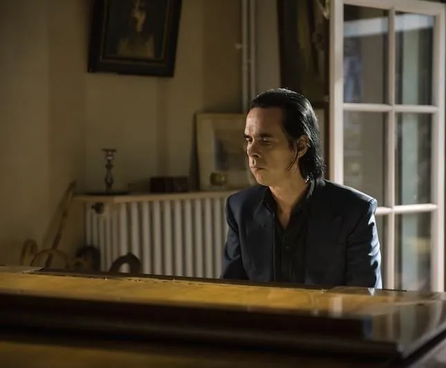 Прекрасные дни в Аранхуэсе (2016) в хорошем качестве через торрент Прекрасные дни в Аранхуэсе (2016) фильм в хорошем качестве через торрент