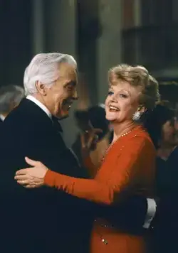 Она написала убийство (1984) через торрент скачать Она написала убийство (1984) сериал через торрент скачать