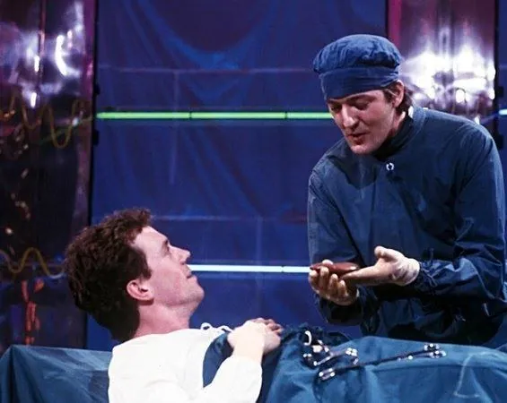 Шоу Фрая и Лори (1987) в хорошем качестве через торрент Шоу Фрая и Лори (1987) сериал в хорошем качестве через торрент