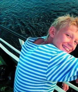 Двенадцатое лето (2008) через торрент скачать Двенадцатое лето (2008) фильм через торрент скачать