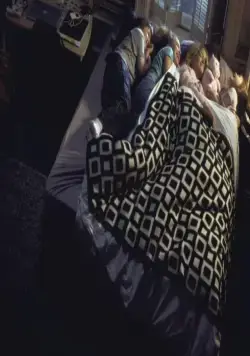 Модная мамочка (2004) в хорошем качестве через торрент Модная мамочка (2004) фильм в хорошем качестве через торрент