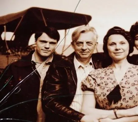 Всё началось в Харбине (2012) через торрент бесплатно Всё началось в Харбине (2012) сериал через торрент бесплатно