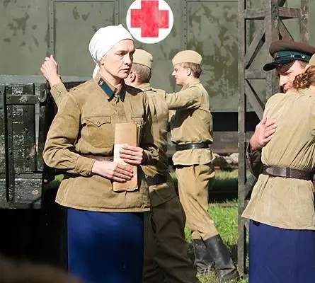 Заяц, жаренный по-берлински (2011) через торрент бесплатно Заяц, жаренный по-берлински (2011) сериал через торрент бесплатно