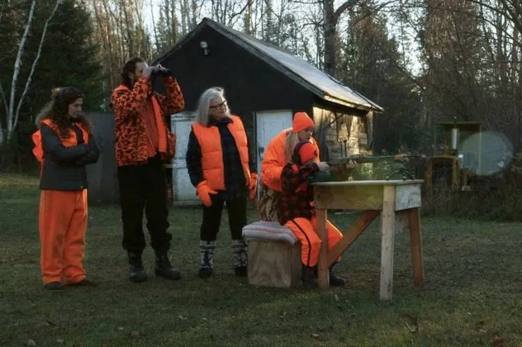 Холодный ноябрь (2017) через торрент бесплатно Холодный ноябрь (2017) фильм через торрент бесплатно