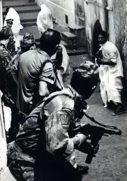 Битва за Алжир (1966) через торрент скачать Битва за Алжир (1966) фильм через торрент скачать