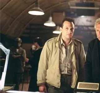 Черчилль идет на войну (2004) через торрент скачать Черчилль идет на войну (2004) фильм через торрент скачать