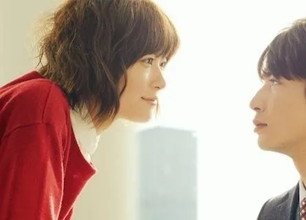 Девушка на солнце (2013) через торрент скачать Девушка на солнце (2013) фильм через торрент скачать