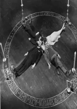 Выход Дьявола (1967) через торрент бесплатно Выход Дьявола (1967) фильм через торрент бесплатно