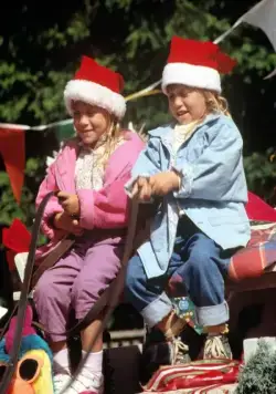 Прячься, бабушка! Мы едем (1992) через торрент бесплатно Прячься, бабушка! Мы едем (1992) фильм через торрент бесплатно