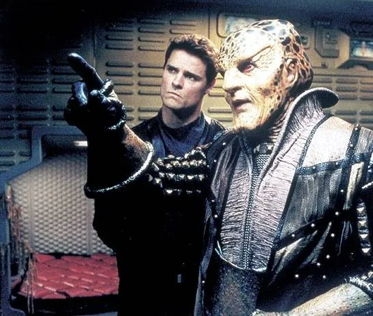 Вавилон 5: Легенда о Рейнджерах: Жить и умереть в сиянии звезд (2002) через торрент скачать Вавилон 5: Легенда о Рейнджерах: Жить и умереть в сиянии звезд (2002) фильм через торрент скачать