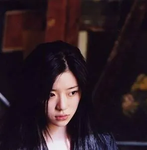 Шёпот стен (1998) через торрент скачать Шёпот стен (1998) фильм через торрент скачать