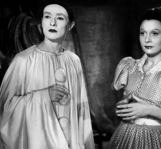 Дети райка (1945) в хорошем качестве через торрент Дети райка (1945) фильм в хорошем качестве через торрент