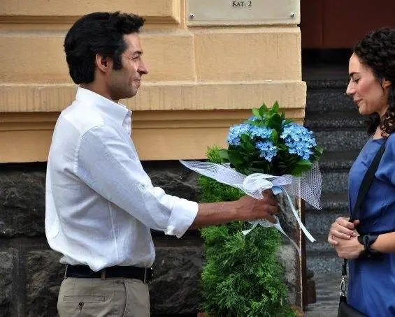 Не забывай меня (2011) через торрент скачать Не забывай меня (2011) фильм через торрент скачать