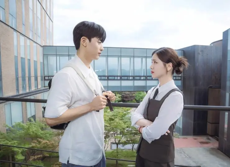 Брендинг в Сонсу-доне (2024) через торрент скачать Брендинг в Сонсу-доне (2024) сериал через торрент скачать