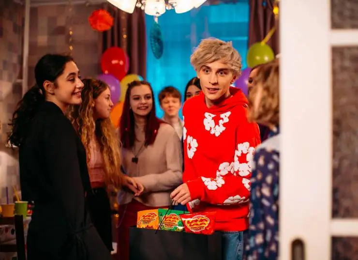 Папины дочки. Новые (2023) через торрент скачать Папины дочки. Новые (2023) сериал через торрент скачать