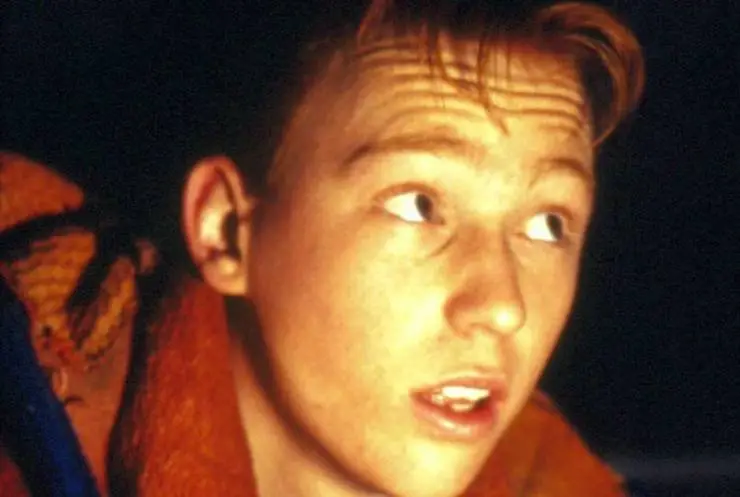 Бегство с Юпитера (1994) через торрент бесплатно Бегство с Юпитера (1994) сериал через торрент бесплатно