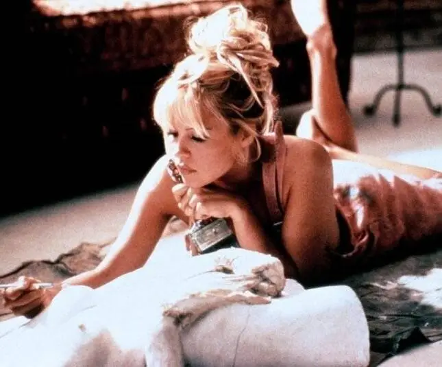 Обнаженные души (1996) через торрент скачать Обнаженные души (1996) фильм через торрент скачать