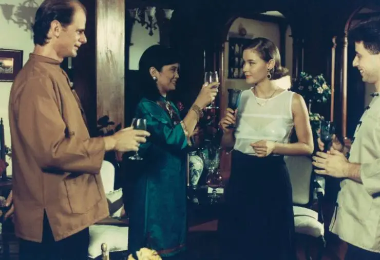 Лабиринт любви (1994) через торрент бесплатно Лабиринт любви (1994) фильм через торрент бесплатно