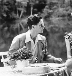 Фокус (2001) через торрент бесплатно Фокус (2001) фильм через торрент бесплатно