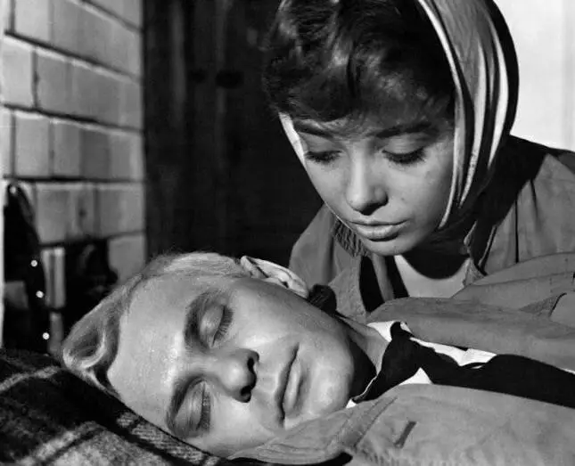 Невинные чародеи (1960) через торрент скачать Невинные чародеи (1960) фильм через торрент скачать