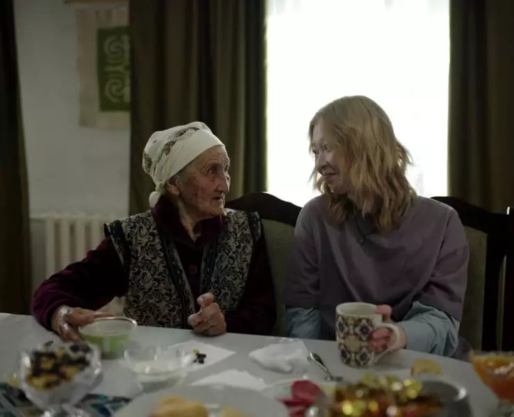 Папа умер в субботу (2024) через торрент скачать Папа умер в субботу (2024) фильм через торрент скачать