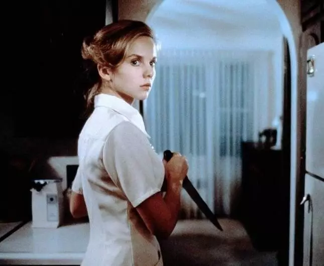 Часы посещения (1982) в хорошем качестве через торрент Часы посещения (1982) фильм в хорошем качестве через торрент