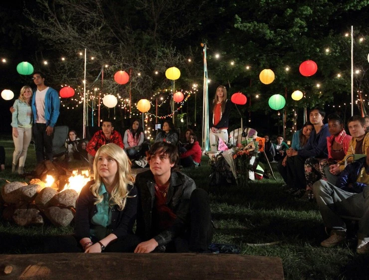 Деграсси: Следующее поколение (2001) через торрент бесплатно Деграсси: Следующее поколение (2001) сериал через торрент бесплатно