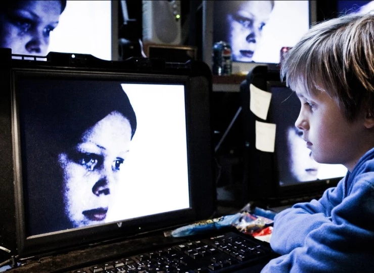 Крупным планом (2009) через торрент бесплатно Крупным планом (2009) фильм через торрент бесплатно