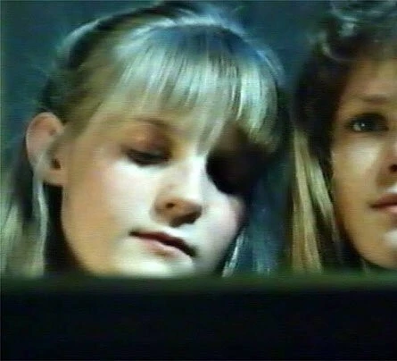 Ледяной замок (1987) через торрент скачать Ледяной замок (1987) фильм через торрент скачать