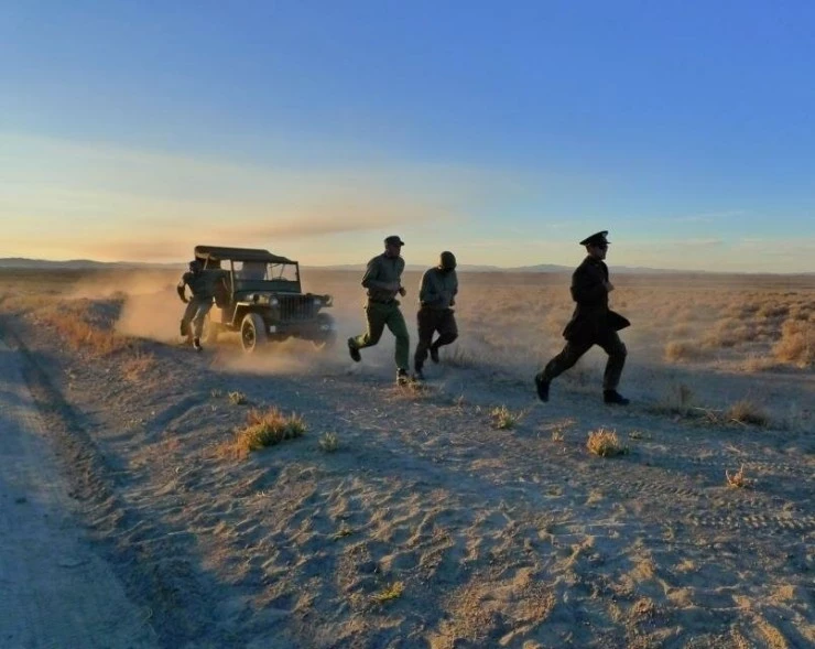 Модник Мелвин (2012) через торрент бесплатно Модник Мелвин (2012) фильм через торрент бесплатно