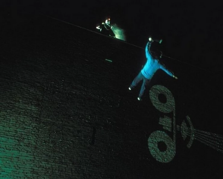 Маска призрака (1998) через торрент бесплатно Маска призрака (1998) фильм через торрент бесплатно