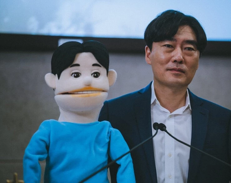 Мамино царство (2024) через торрент бесплатно Мамино царство (2024) фильм через торрент бесплатно