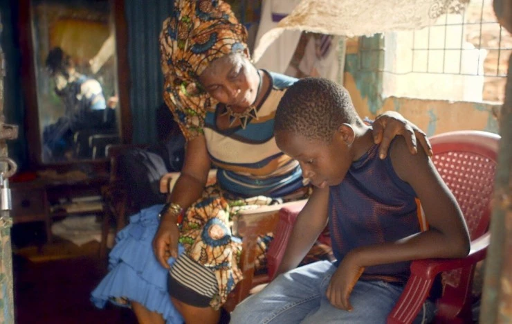 Дети Эболы (2016) через торрент бесплатно Дети Эболы (2016) фильм через торрент бесплатно