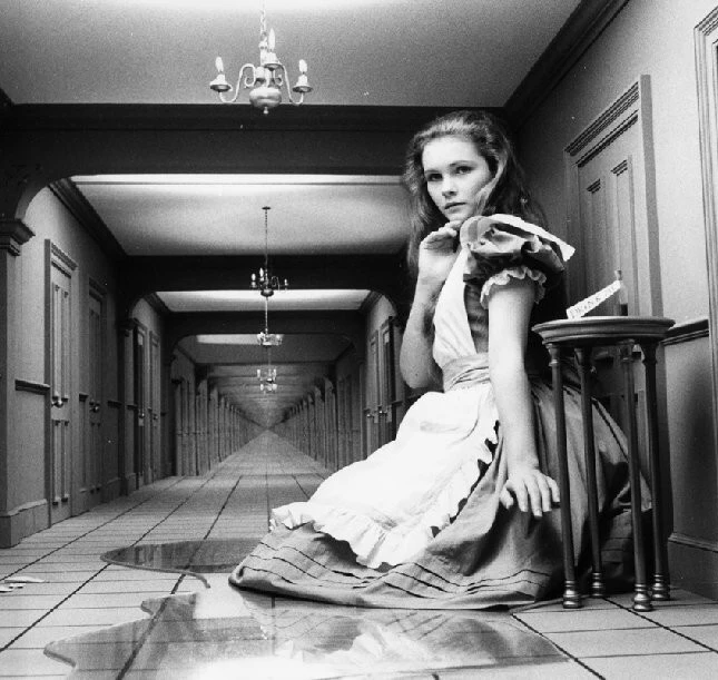 Приключения Алисы в стране чудес (1972) через торрент скачать Приключения Алисы в стране чудес (1972) фильм через торрент скачать