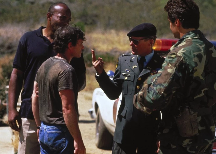 Затяжной выстрел (1991) через торрент скачать Затяжной выстрел (1991) фильм через торрент скачать