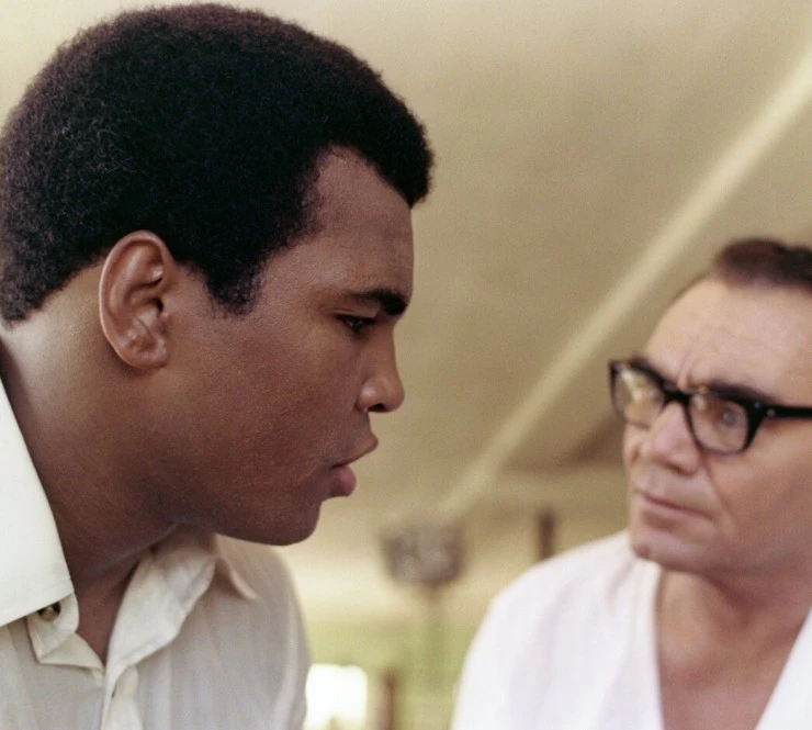 Величайший (1977) в хорошем качестве через торрент Величайший (1977) фильм в хорошем качестве через торрент