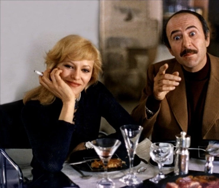 Секс-шоп (1972) через торрент скачать Секс-шоп (1972) фильм через торрент скачать